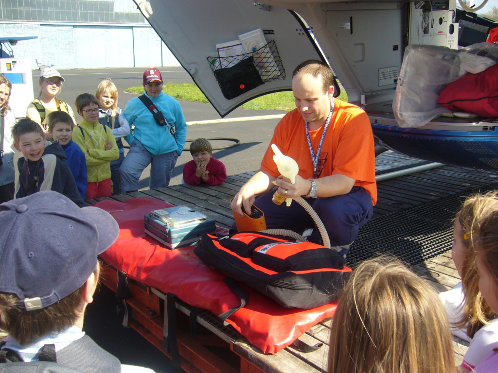 13zachranari2007.jpg