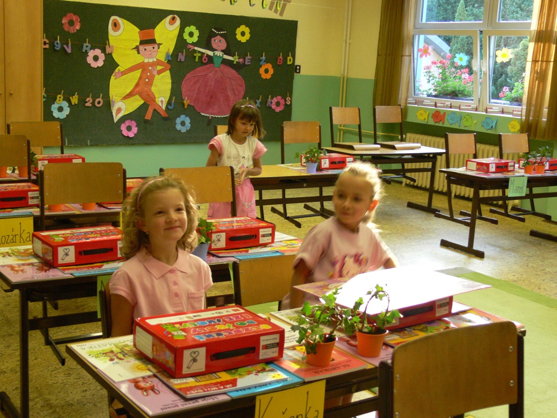 Prvniskolniden9.jpg