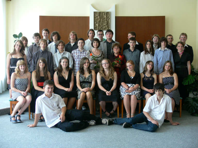 obradnisin2009-2010.jpg